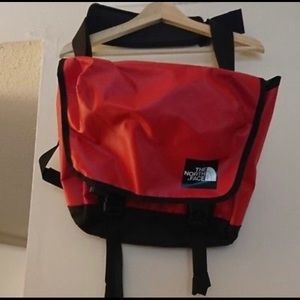 north face base camp messenger bag small